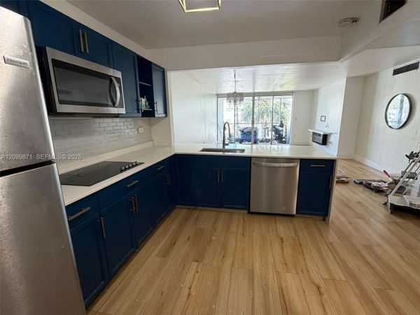 1710 NE 191st St , Unit 210-3, Miami, FL 33179