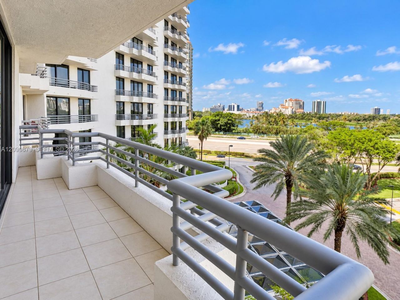 3300 NE 191st St, Unit 611, Aventura, FL 33180 Photo