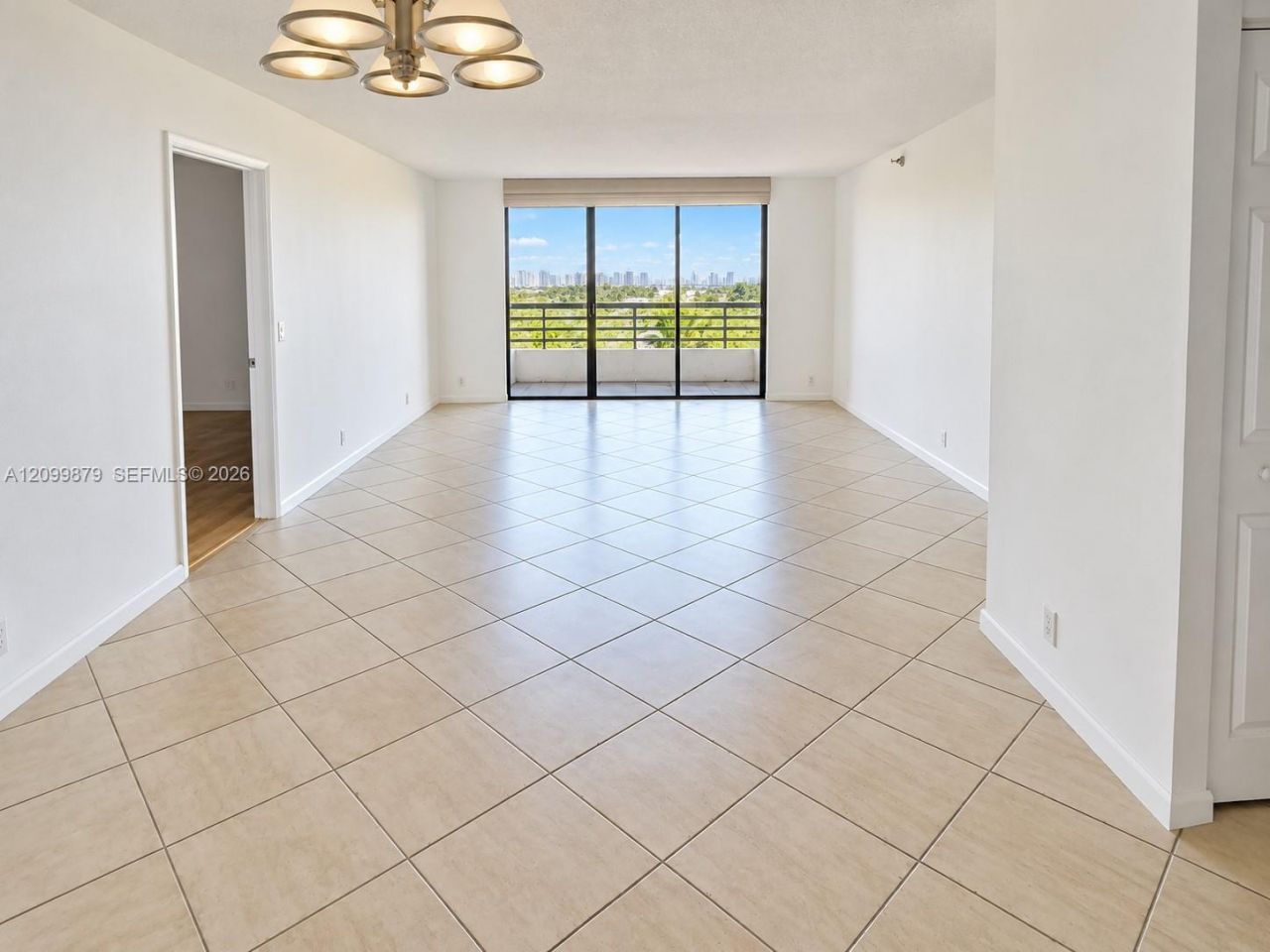 3300 NE 191st St, Unit 611, Aventura, FL 33180 Photo