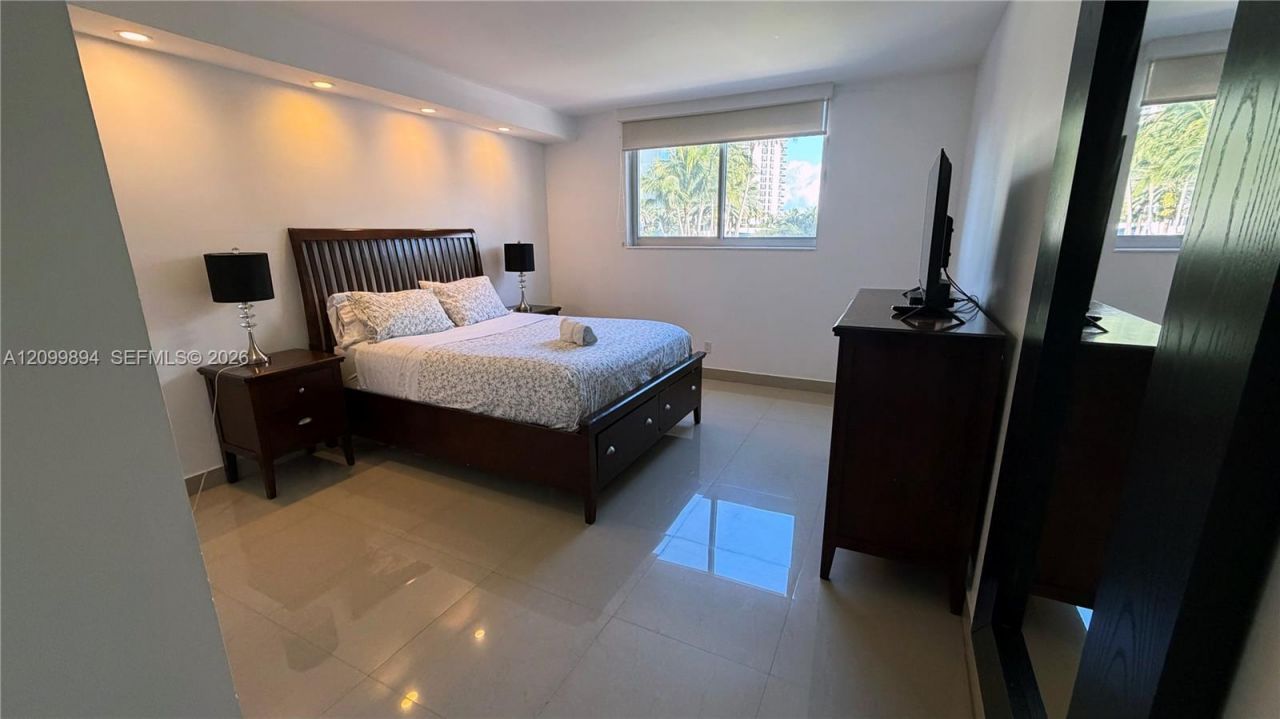 19370 Collins Ave , Unit 201, Sunny Isles Beach, FL 33160 Photo
