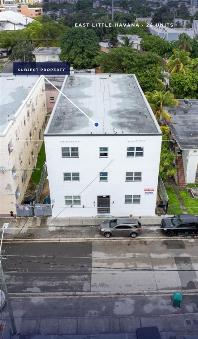 871 SW 3rd St , Miami, FL 33130 Photo