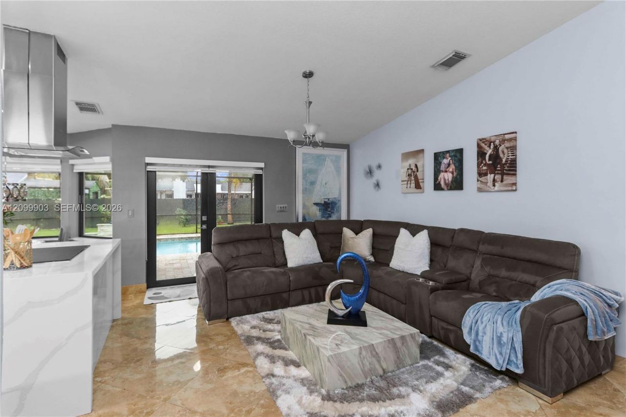 15221 SW 148th Ave , Miami, FL 33187 Photo