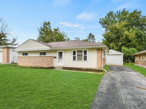 108 Shabbona Drive , Park Forest, IL 60466