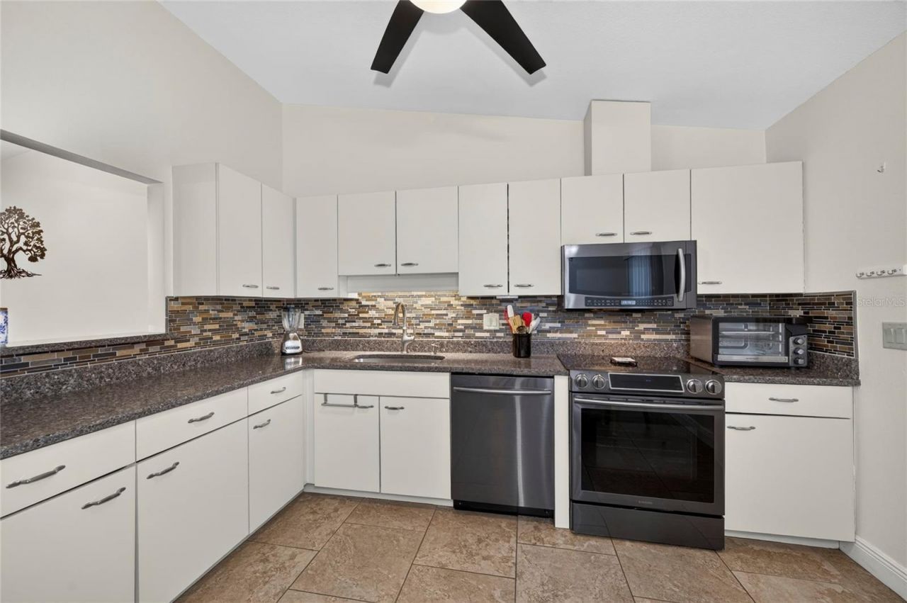 6449 Avocado Drive , Indian Lake Estates, FL 33855 Photo