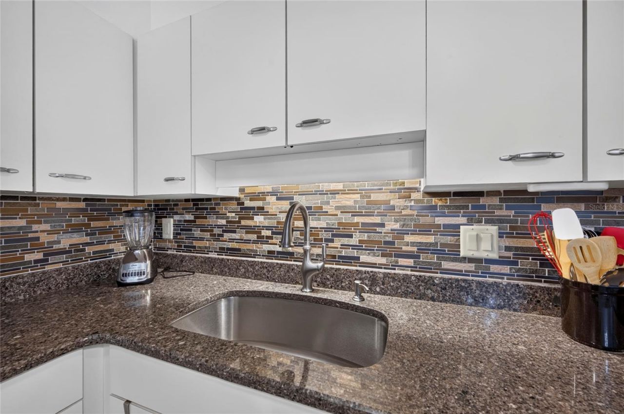 6449 Avocado Drive , Indian Lake Estates, FL 33855 Photo