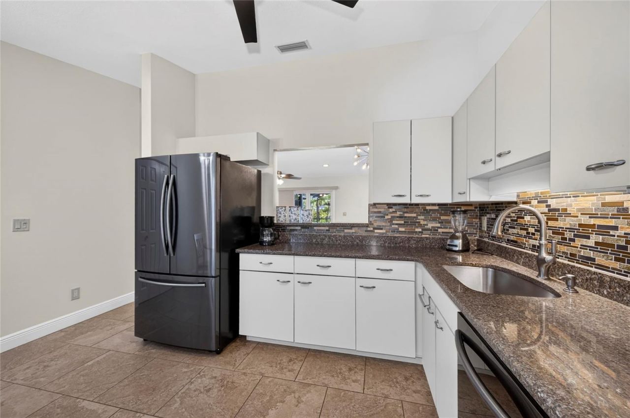 6449 Avocado Drive , Indian Lake Estates, FL 33855 Photo
