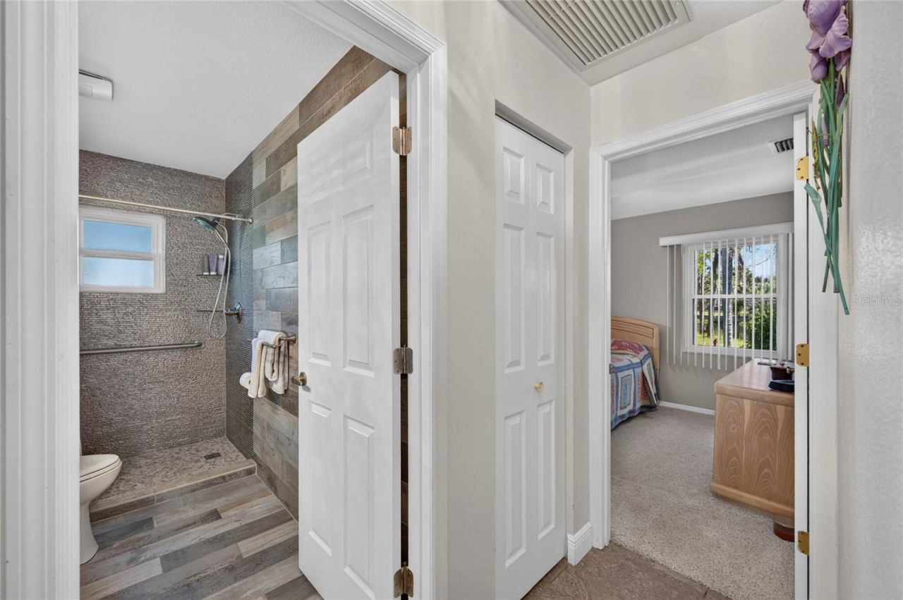 6449 Avocado Drive , Indian Lake Estates, FL 33855 Photo