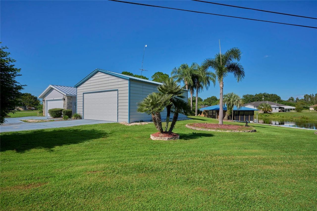 6449 Avocado Drive , Indian Lake Estates, FL 33855 Photo