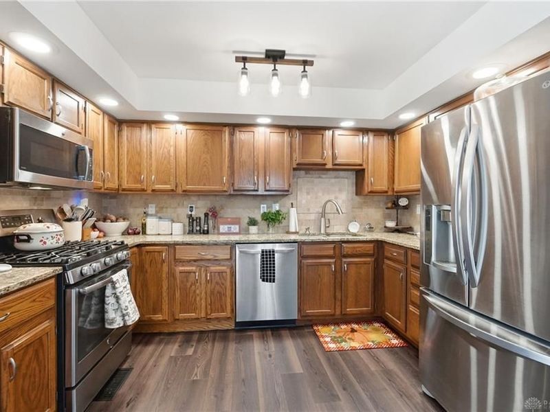 1051 McKelvey Road, Springfield Township, OH 45231 Photo 17