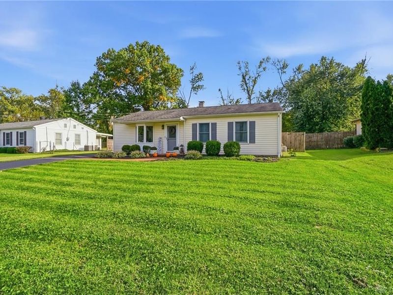 1051 McKelvey Road, Springfield Township, OH 45231 Photo 3