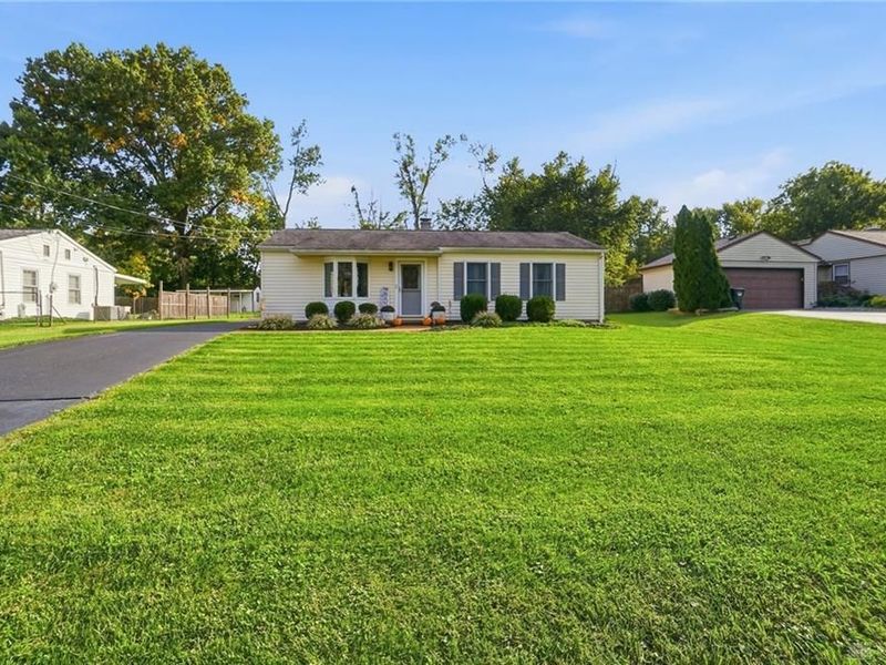 1051 McKelvey Road, Springfield Township, OH 45231 Photo 4