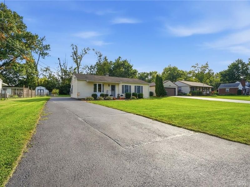 1051 McKelvey Road, Springfield Township, OH 45231 Photo 5