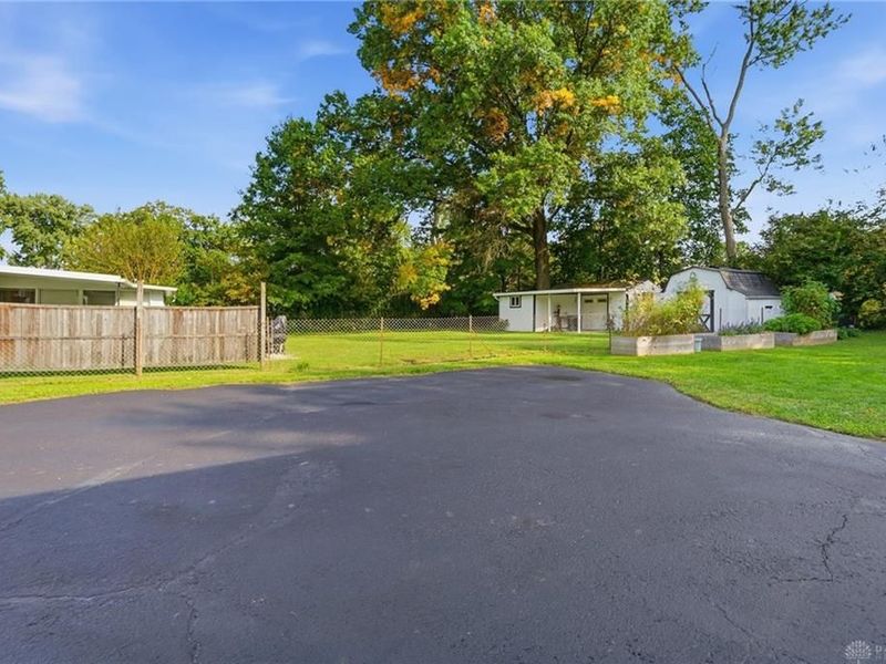 1051 McKelvey Road, Springfield Township, OH 45231 Photo 68