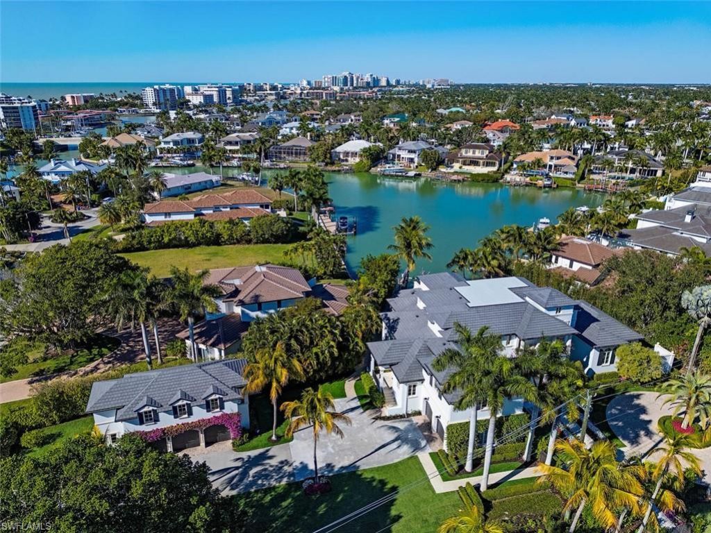 275 Spring Line Dr , Naples, FL 34102 Photo