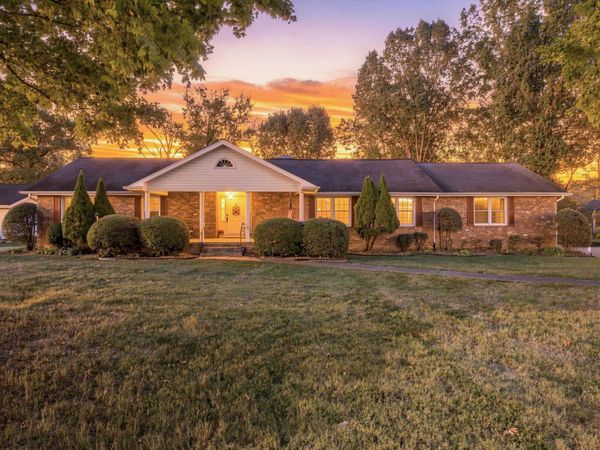 114 Valleybrook Road, Hixson, TN 37343