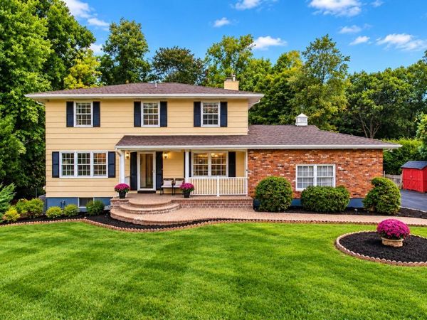 476 Hilltop Road , Yorktown Heights, NY 10598