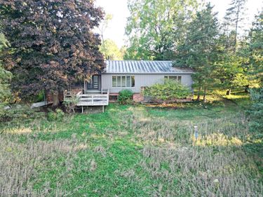 895 Rowe Road, Milford Township, Mi 48380