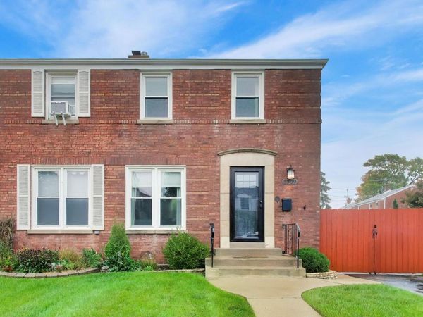 5309 N Oconto Avenue , Chicago, IL 60656