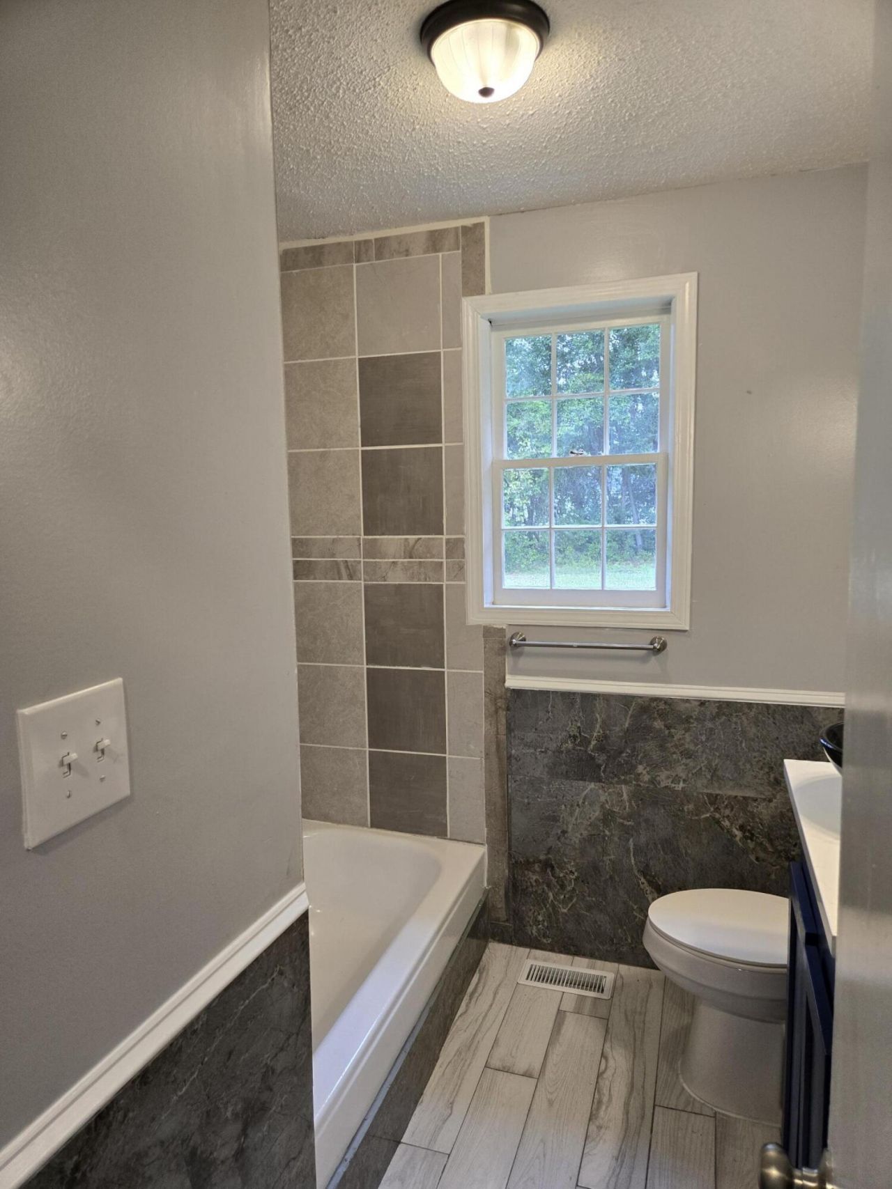 1751 Myers Road Photo 7