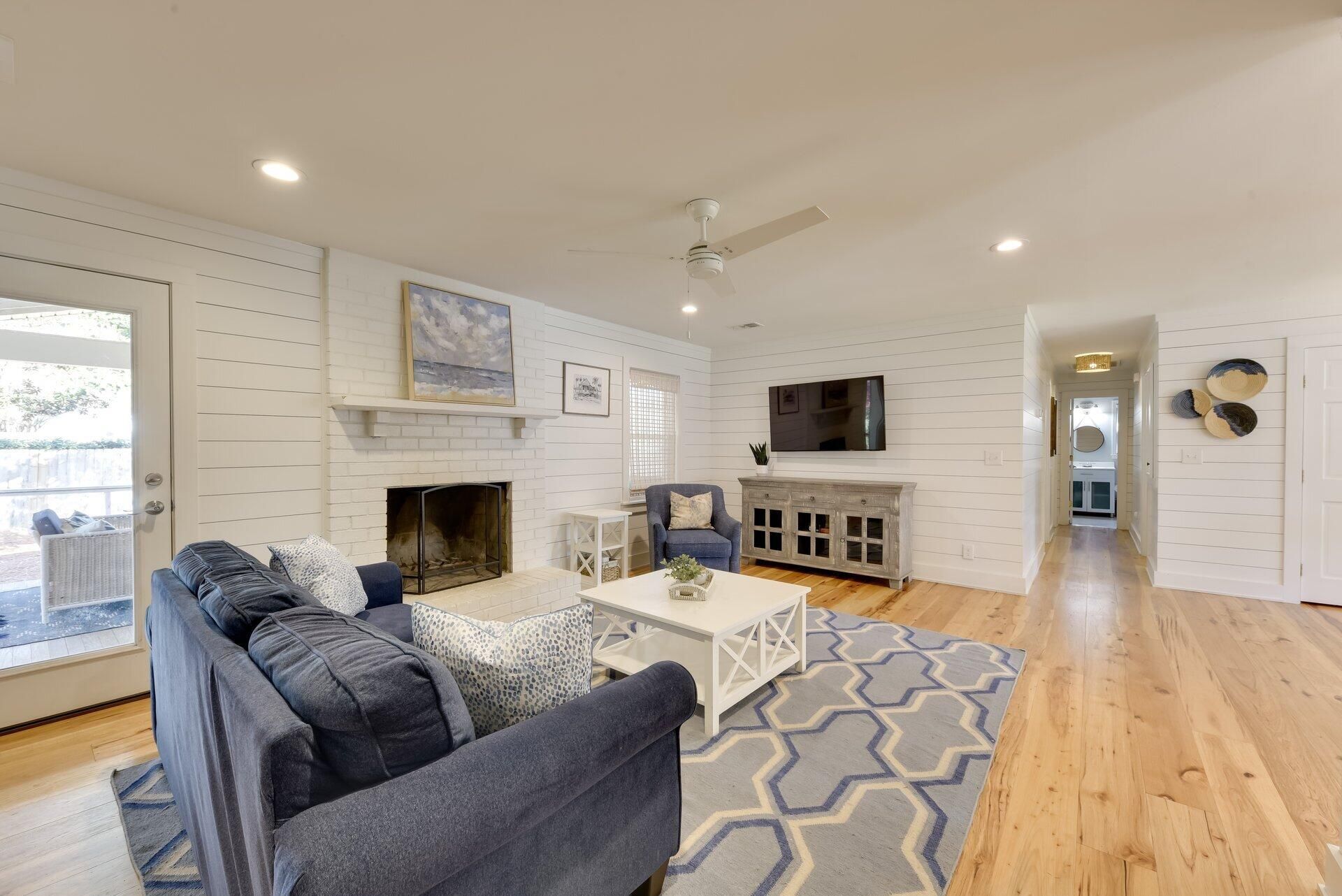 1154 Shoreside Way Photo 8