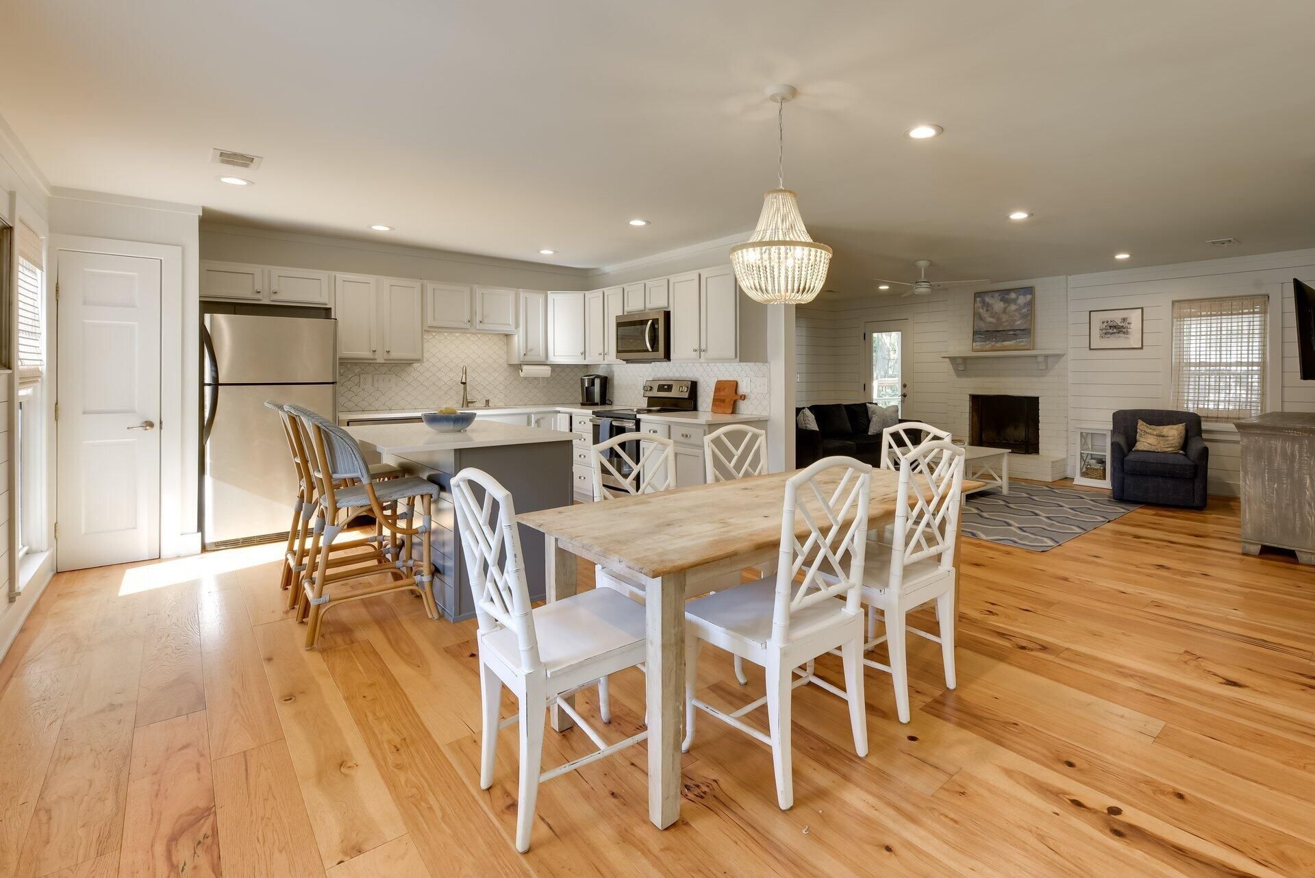 1154 Shoreside Way Photo 9