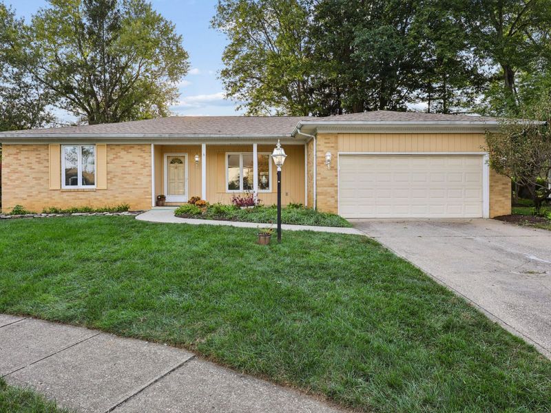 6983 Constitution Place, Columbus, OH 43235 Photo 2