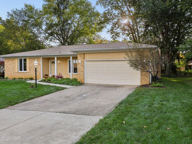 6983 Constitution Place, Columbus, OH 43235 Photo 3