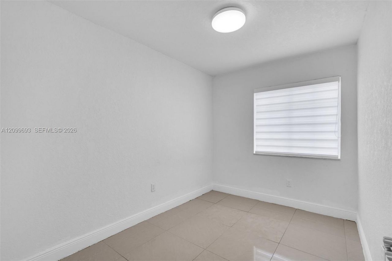 13470 NW 16th Ave , Unit ., North Miami, FL 33167 Photo