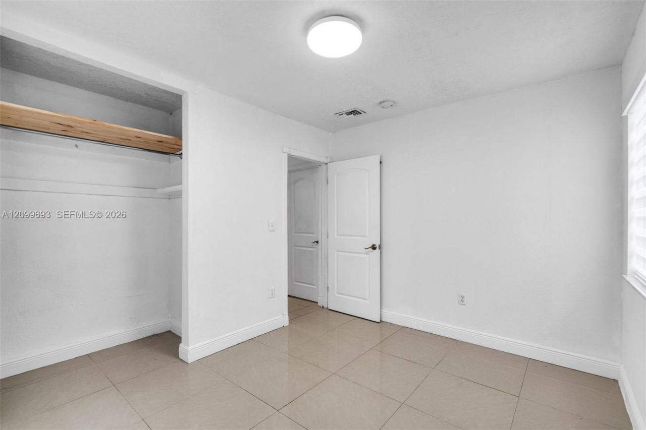 13470 NW 16th Ave , Unit ., North Miami, FL 33167 Photo