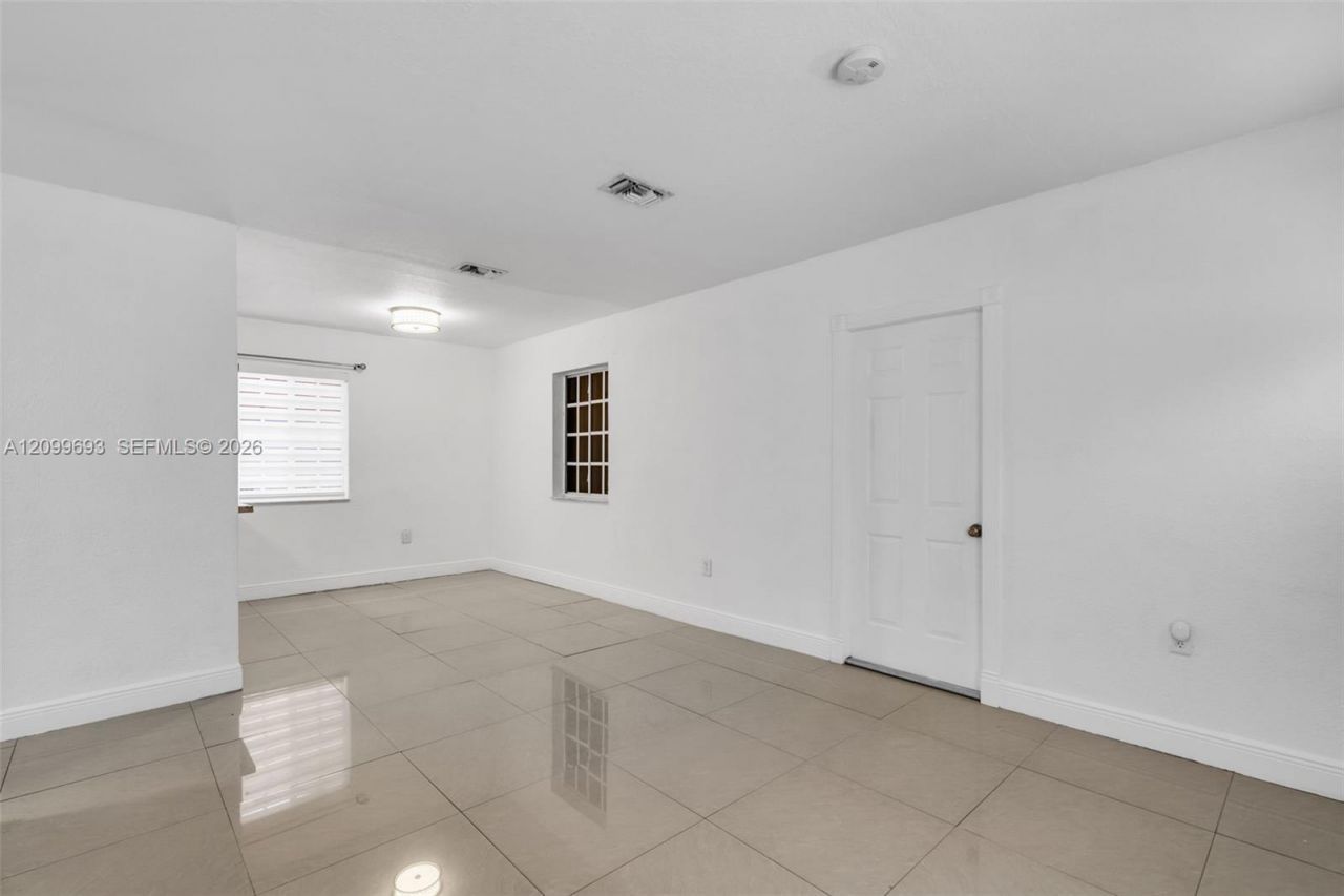 13470 NW 16th Ave , Unit ., North Miami, FL 33167 Photo