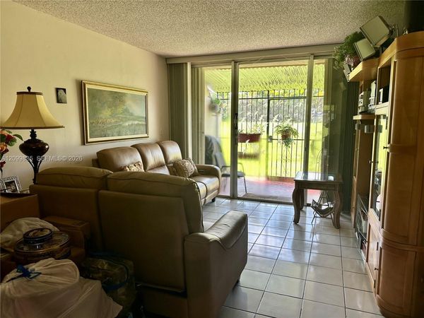 820 NW 87th Ave , Unit 105, Miami, FL 33172