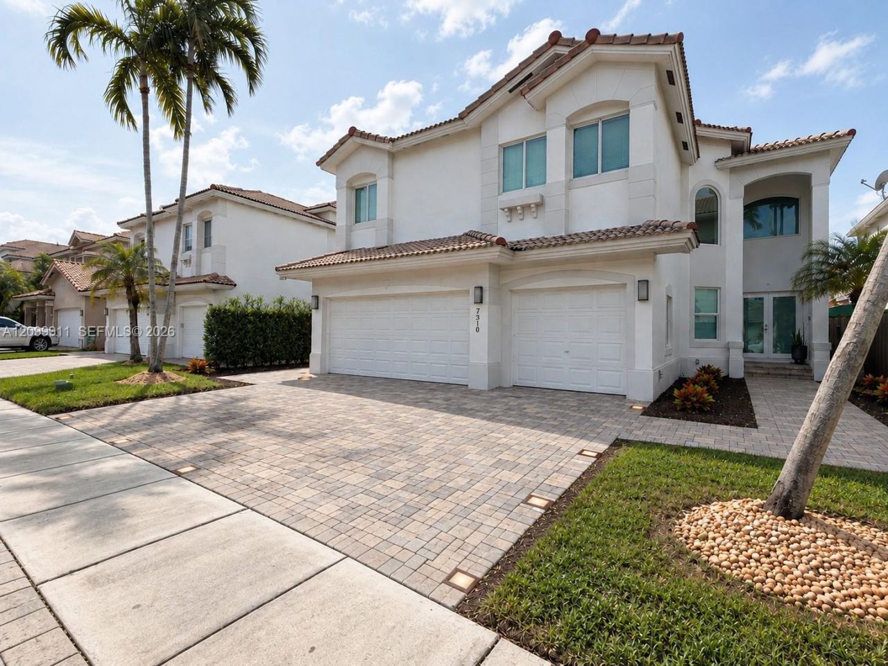 7310 NW 107th Pl, Doral, FL 33178 Photo