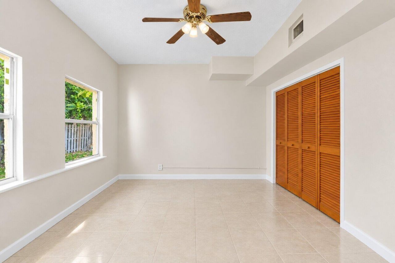 830 Valley Forge Road, West Palm Beach, FL 33405 Photo
