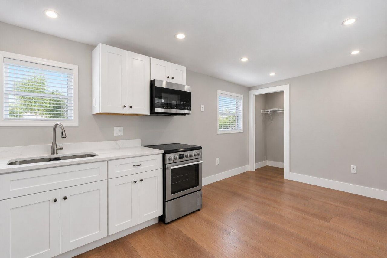 830 Valley Forge Road, West Palm Beach, FL 33405 Photo
