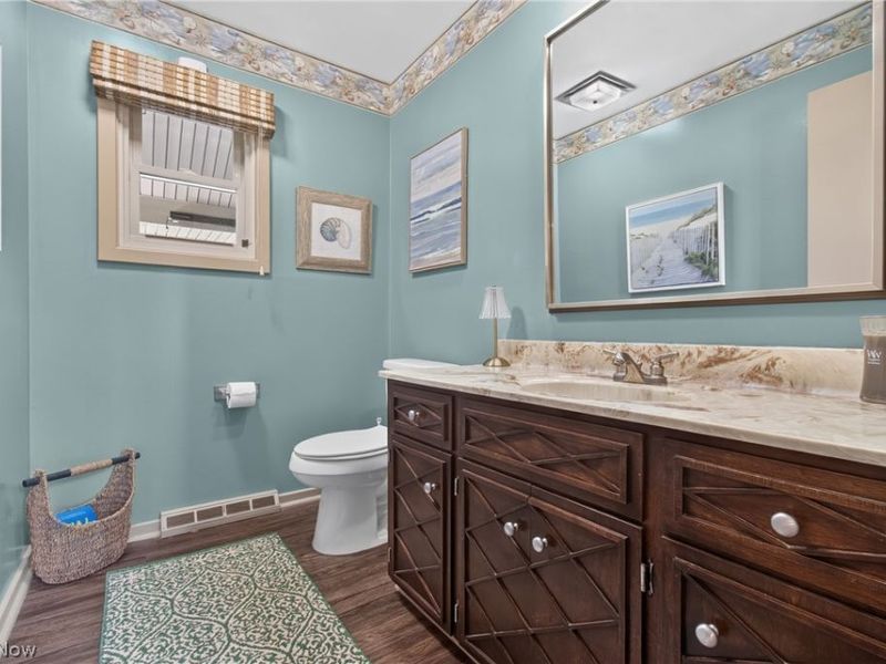 4745 Tanglewood Circle NE, Canton, OH 44714 Photo 13