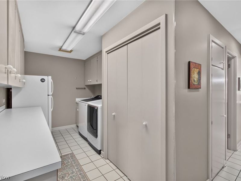 4745 Tanglewood Circle NE, Canton, OH 44714 Photo 23