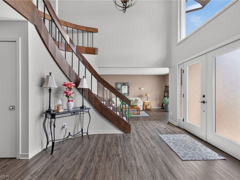 4745 Tanglewood Circle NE, Canton, OH 44714 Photo 7