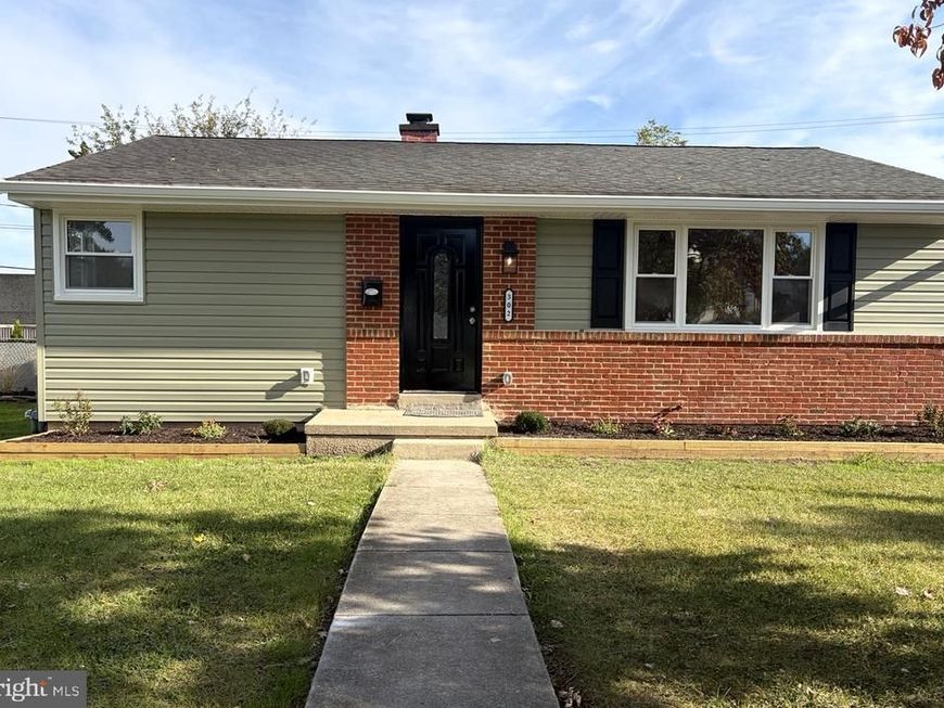 302 Cheddington Road, Linthicum Heights, MD 21090 Main Photo