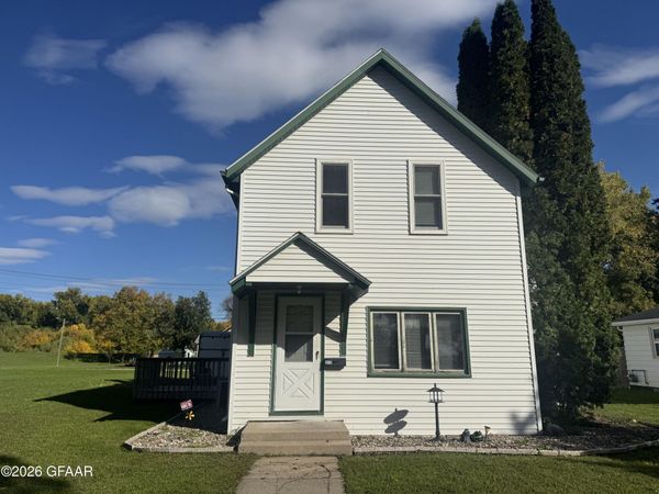 313 LINCOLN Avenue , Crookston, MN 56716