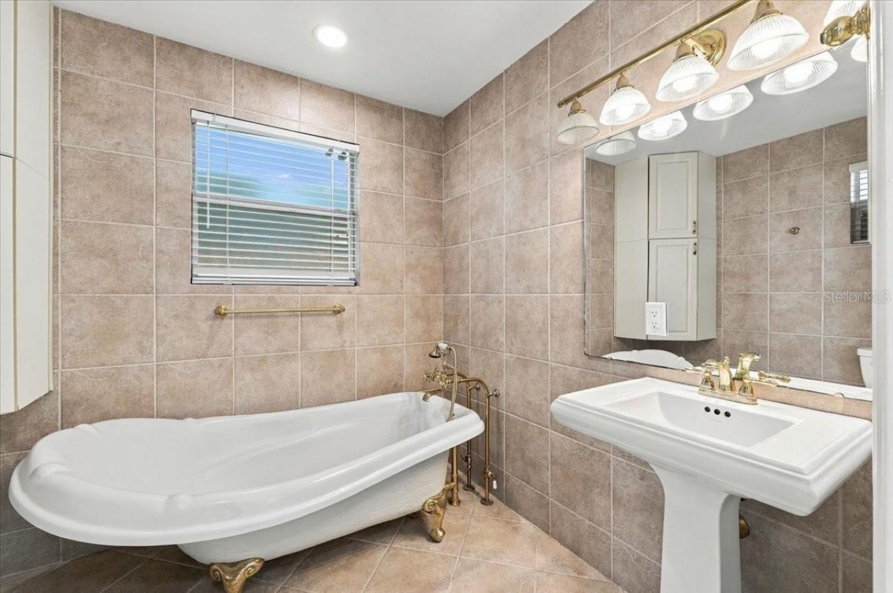 13 Bogey Drive, Winter Haven, FL 33881 Photo