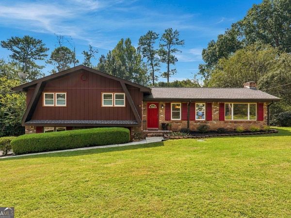 610 Evergreen Drive, Woodstock, GA 30188