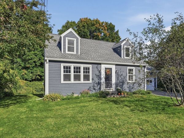 6 Maple Street, Southborough, MA 01745
