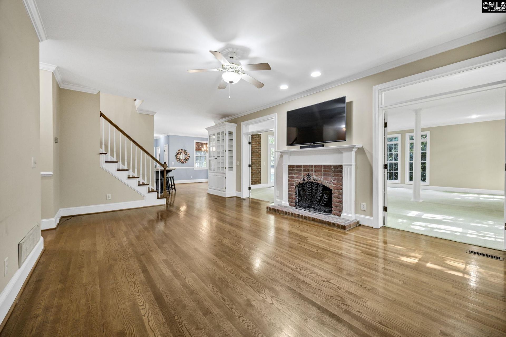 109 Crosscreek Drive  Photo 14