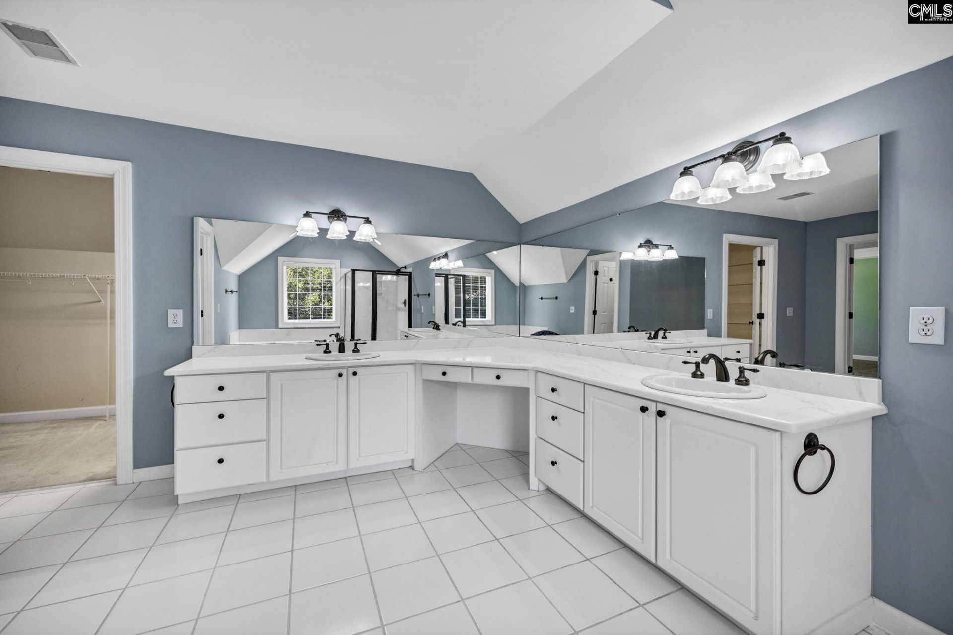 109 Crosscreek Drive  Photo 34