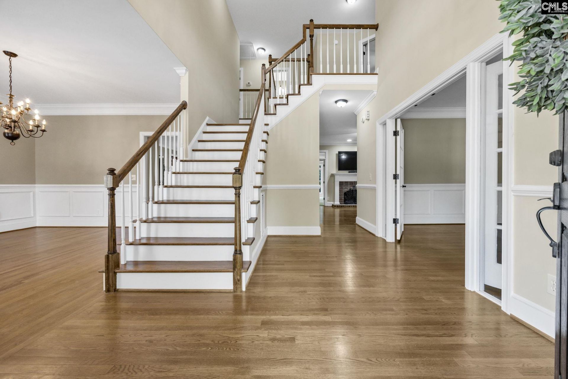 109 Crosscreek Drive  Photo 6