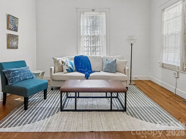 18 Wood Avenue, Asheville, NC 28803