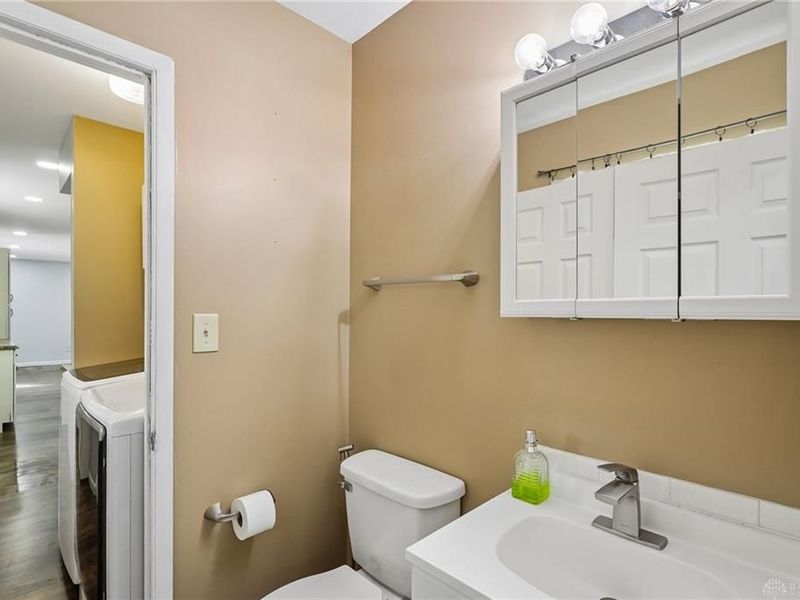 7106 Chatlake Drive, Huber Heights, OH 45424 Photo 18