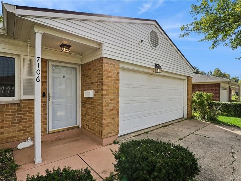 7106 Chatlake Drive, Huber Heights, OH 45424 Photo 4