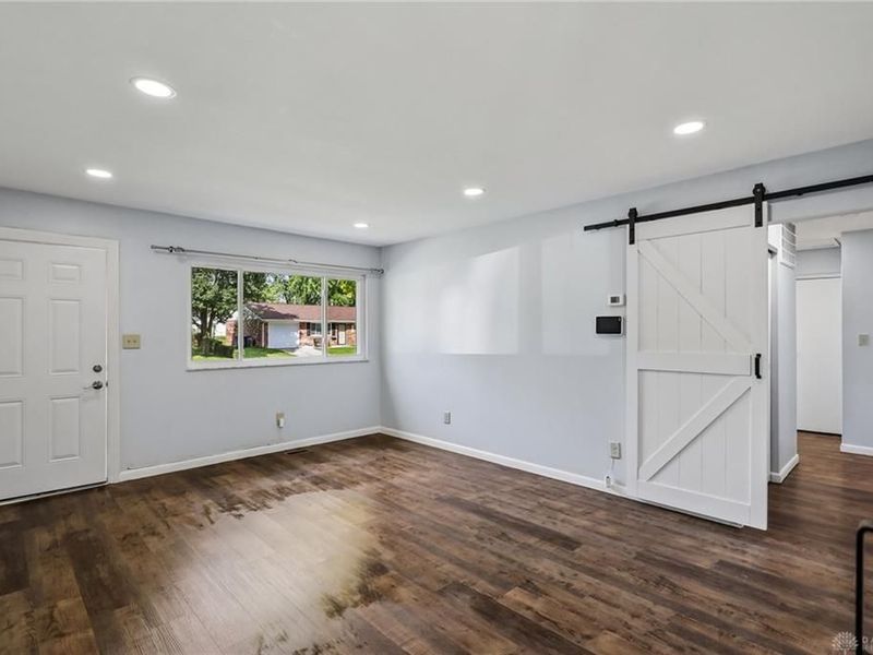 7106 Chatlake Drive, Huber Heights, OH 45424 Photo 5