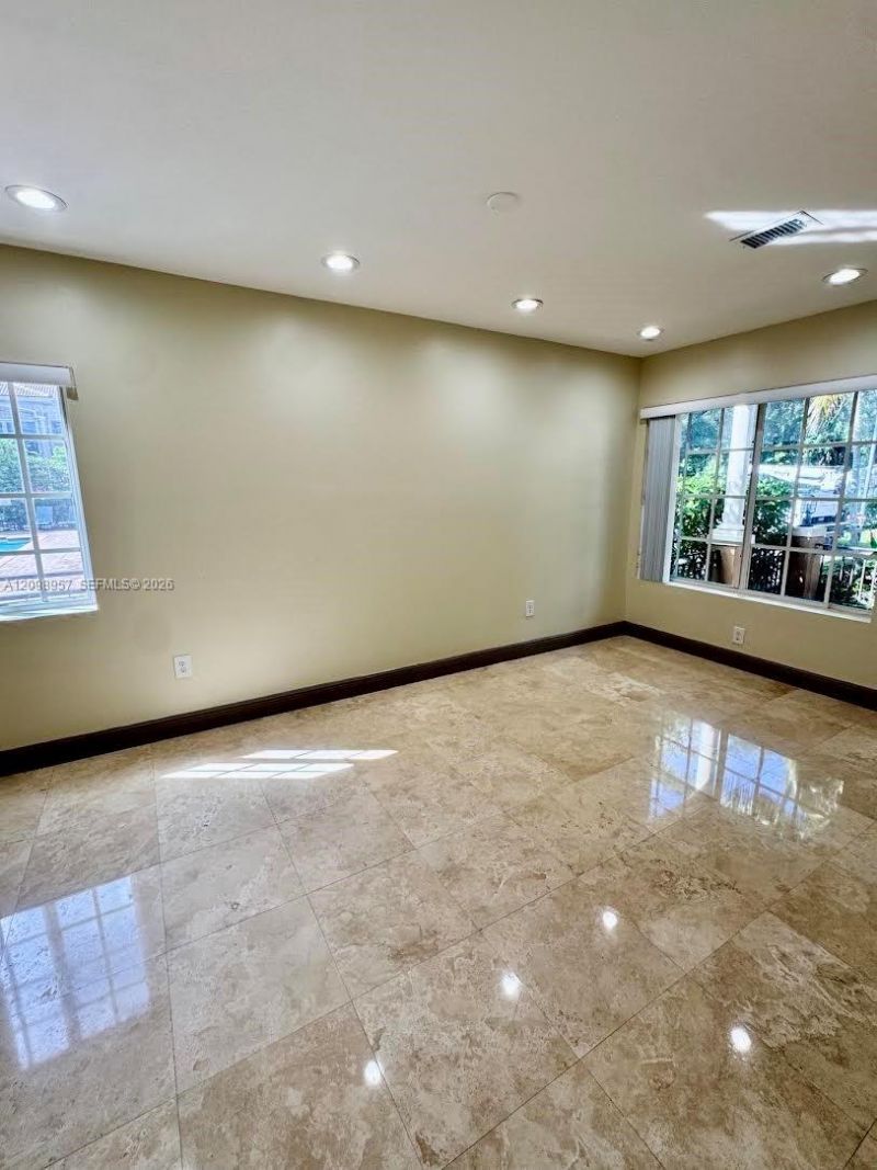 3200 Stirling Rd , Unit F6, Hollywood, FL 33021 Photo